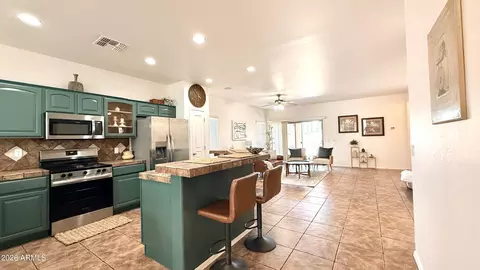 43982 W Garden Ln, Maricopa, AZ 85139