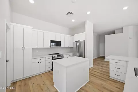 Kitchen - 269 W Merrill Ave, Gilbert, AZ 85233 photo 1 of 2