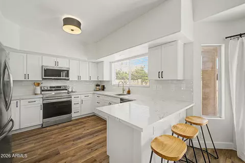 Kitchen - 16652 S 24th Pl, Phoenix, AZ 85048 photo 1 of 4