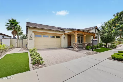 10331 E Thornton Ave, Mesa, AZ 85212 photo 5