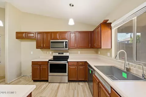Kitchen - 9609 E Monte Ave, Mesa, AZ 85209 photo 2 of 3