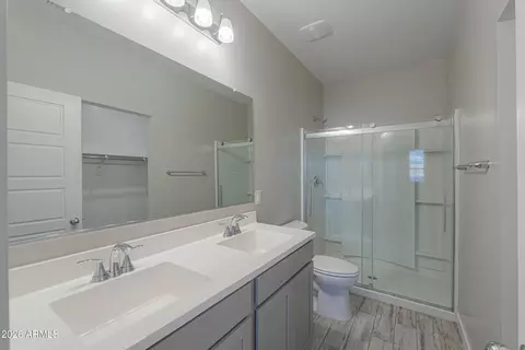 Bath - 748 E Ruby Dr, Casa Grande, AZ 85122 photo 2 of 2