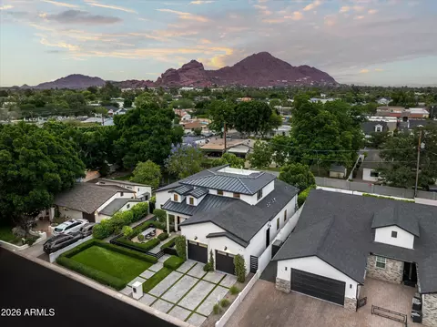 View/Area - 4517 N 39th St, Phoenix, AZ 85018 photo 1 of 2