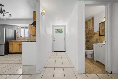 Entry Way - 2073 W Chambers St, Phoenix, AZ 85041 photo 1 of 1