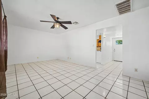 Living - 2073 W Chambers St, Phoenix, AZ 85041 photo 1 of 2