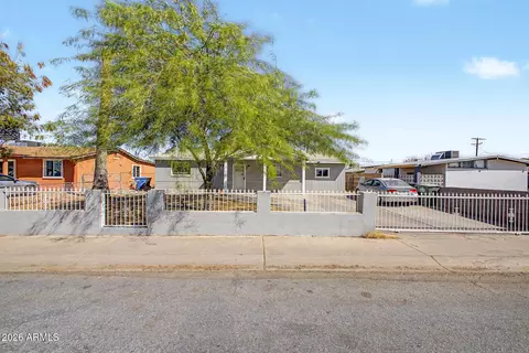 2073 W Chambers St, Phoenix, AZ 85041
