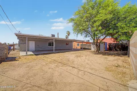 Exterior - 2073 W Chambers St, Phoenix, AZ 85041 photo 3 of 8