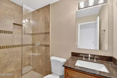 Bath - 2726 E Fairmount Ave, Phoenix, AZ 85016 photo 3 of 4