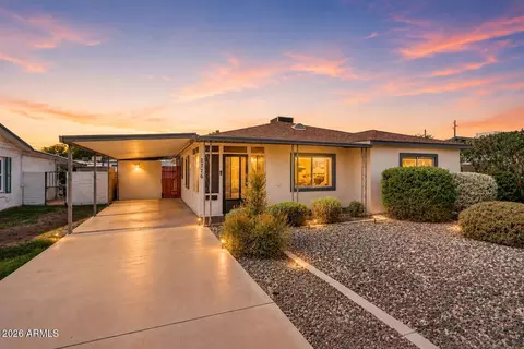 2726 E Fairmount Ave, Phoenix, AZ 85016