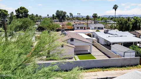 View/Area - 2726 E Fairmount Ave, Phoenix, AZ 85016 photo 4 of 4