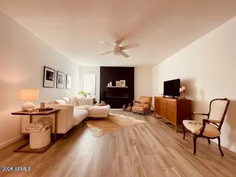 4950 N Miller Rd #116, Scottsdale, AZ 85251