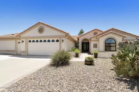 10909 E Watford Dr, Sun Lakes, AZ 85248