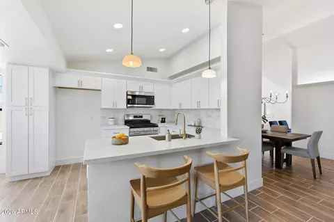 6226 N 88th Ave, Glendale, AZ 85305