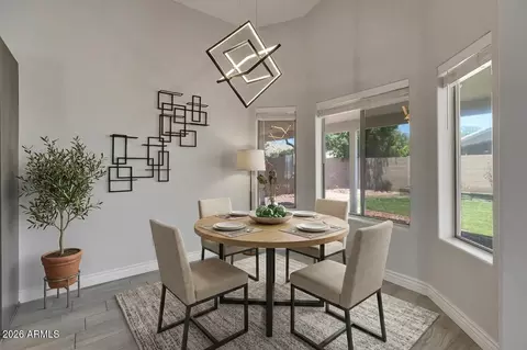 Dining - 3126 E Capitan Dreyfus Ave, Phoenix, AZ 85032 photo 1 of 2