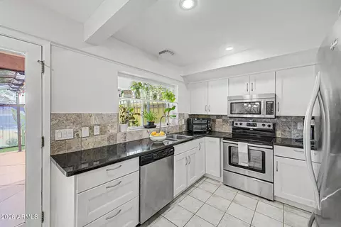 1550 N Stapley Dr #67, Mesa, AZ 85203