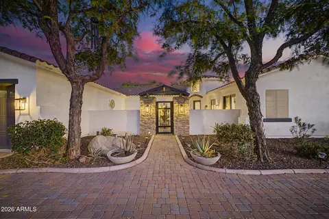 7147 W Angela Dr, Glendale, AZ 85308