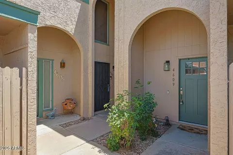 4607 W Continental Dr, Glendale, AZ 85308