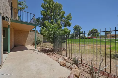4607 W Continental Dr, Glendale, AZ 85308