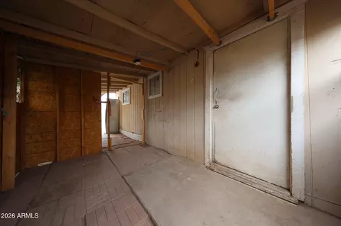 Entry Way - 4236 N 31st Dr, Phoenix, AZ 85017 photo 1 of 2