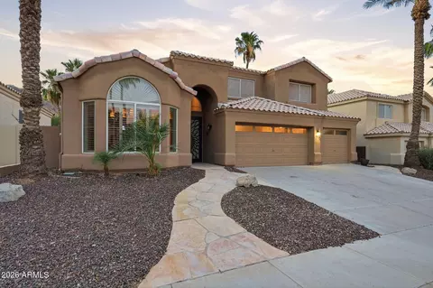 718 E Mountain Sage Dr, Phoenix, AZ 85048