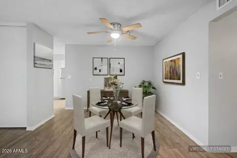 Dining - 3230 E Pinchot Ave #32, Phoenix, AZ 85018 photo 1 of 1