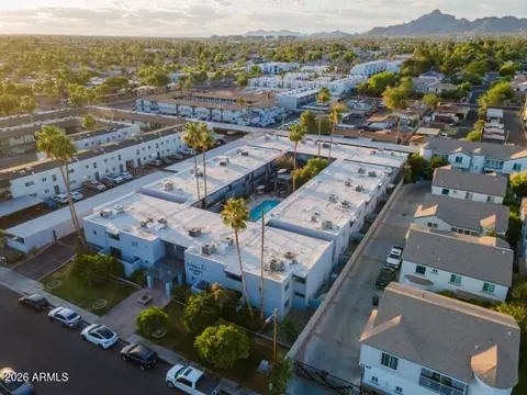 View/Area - 3230 E Pinchot Ave #32, Phoenix, AZ 85018 photo 3 of 9