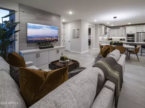 2121 W Sonoran Desert Dr #165, Phoenix, AZ 85085