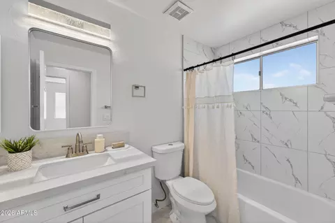 Bath - 1422 E Mineral Rd, Gilbert, AZ 85234 photo 5 of 5