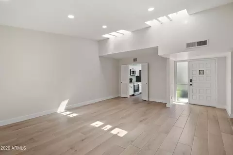 Living - 4322 N 28th Way, Phoenix, AZ 85016 photo 3 of 3