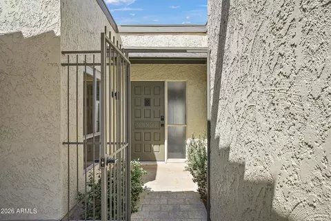 Entry Way - 4322 N 28th Way, Phoenix, AZ 85016 photo 1 of 1