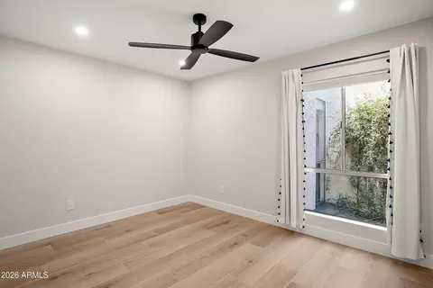 Bedroom - 4322 N 28th Way, Phoenix, AZ 85016 photo 3 of 4