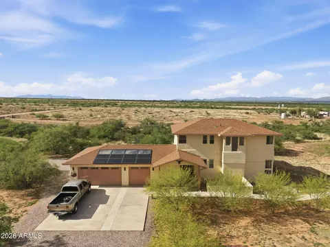 8541 S Almosta Ranch Rd, Hereford, AZ 85615
