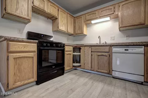 Kitchen - 212 E Mckamey St, Payson, AZ 85541 photo 2 of 3