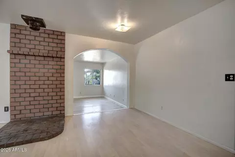 Living - 212 E Mckamey St, Payson, AZ 85541 photo 3 of 5