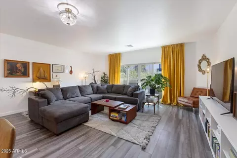 7842 N 20th Gln, Phoenix, AZ 85021