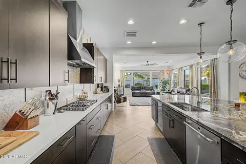 Kitchen - 1682 E Gillcrest Rd, Gilbert, AZ 85298 photo 2 of 7