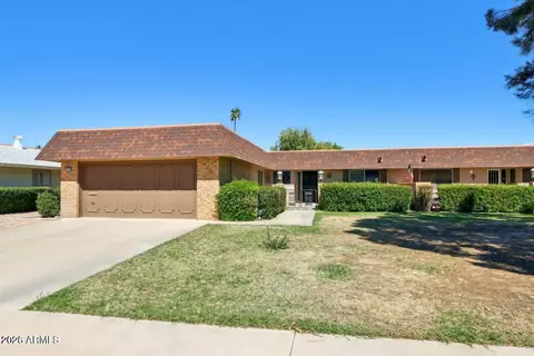 9706 W Long Hills Dr, Sun City, AZ 85351