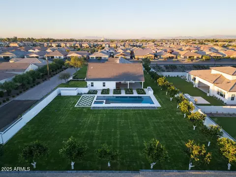 View/Area - 2495 E Superstition Dr, Gilbert, AZ 85297 photo 3 of 5