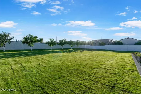 Exterior - 2495 E Superstition Dr, Gilbert, AZ 85297 photo 11 of 13