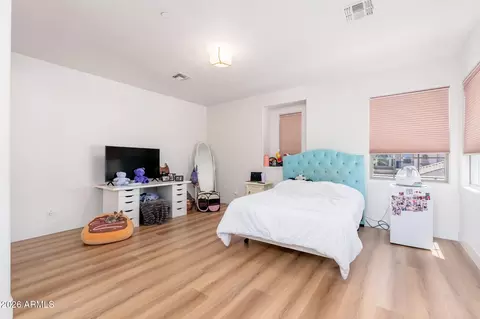 Bedroom - 3817 E Tracker Trl, Phoenix, AZ 85050 photo 4 of 8