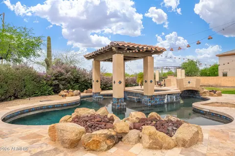 Exterior - 3817 E Tracker Trl, Phoenix, AZ 85050 photo 4 of 7