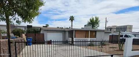 1205 N 43 Rd Pl, Phoenix, AZ 85008