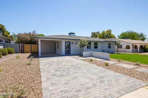 5745 N 13th Pl, Phoenix, AZ 85014 photo 33