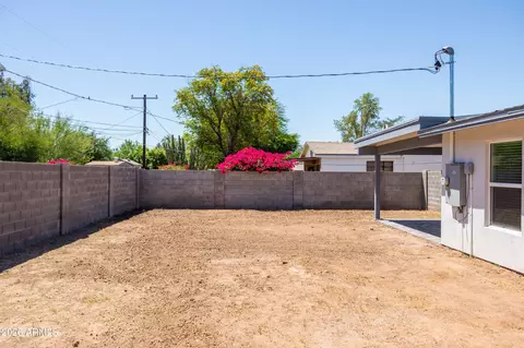 5745 N 13th Pl, Phoenix, AZ 85014 photo 32