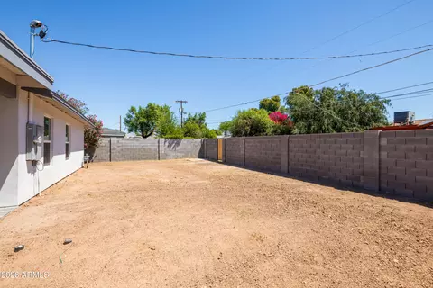 5745 N 13th Pl, Phoenix, AZ 85014 photo 27