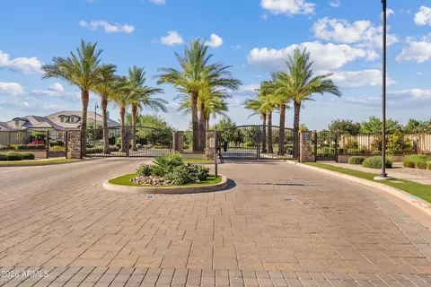 View/Area - 3325 E Knoll St, Mesa, AZ 85213 photo 2 of 2