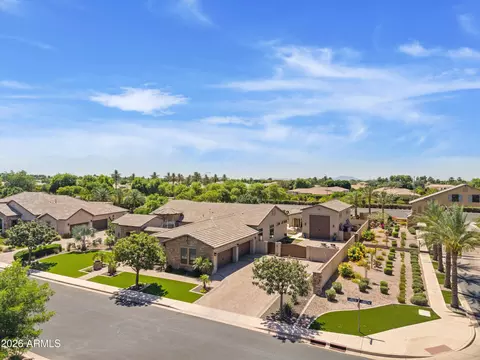 View/Area - 3325 E Knoll St, Mesa, AZ 85213 photo 4 of 5