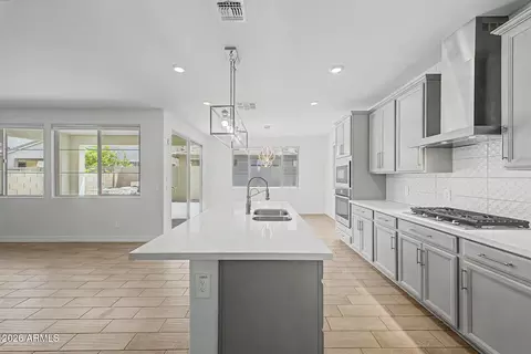 Kitchen - 10029 E Tahoe Ave, Mesa, AZ 85212 photo 2 of 2