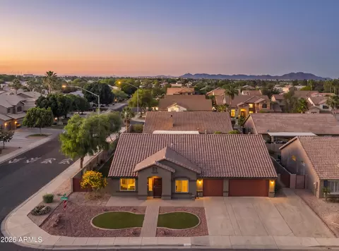 9555 E Juanita Ave, Mesa, AZ 85209