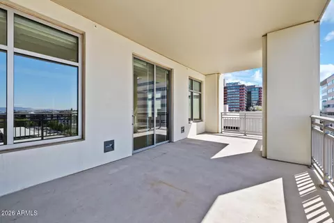 Exterior - 2211 E Camelback Rd #604, Phoenix, AZ 85016 photo 4 of 5